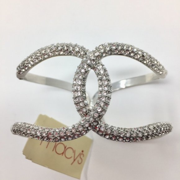 Macy's Silver-Tone Rhinestone Link Bracelet NEW - Picture 1 of 3